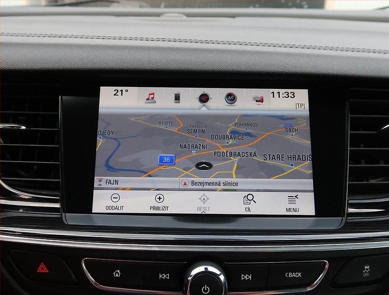 Opel Insignia (2018) Exclusive 1.5 Turbo, Automat - fotka 16 z 23