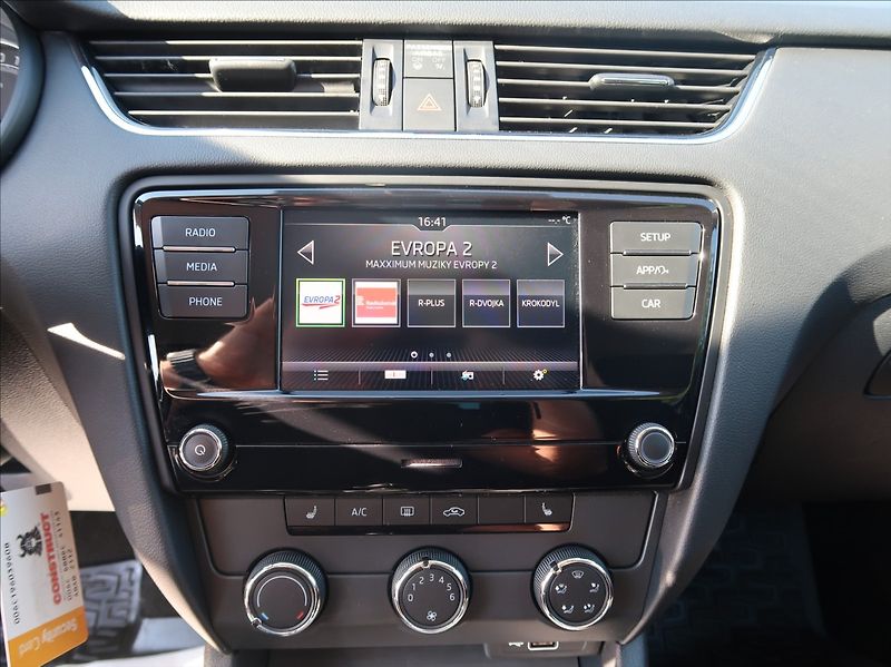 Škoda Octavia 1,6 TDi,85kW,1majČR,Serv.k,DPH - fotka 14 z 24