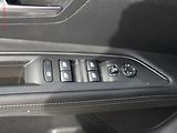 Peugeot 3008 (2019) 1.5 HDi, Allure, navi, kamera - náhled 11