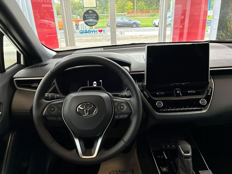 Toyota Corolla Cross Style 1,8 Hybrid + Zimní kompl - fotka 3 z 3