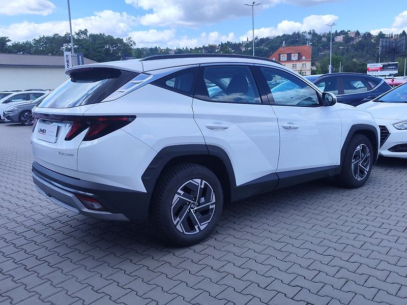 Hyundai Tucson 1.6 T-GDI/118kW Smart DCT - fotka 5 z 32