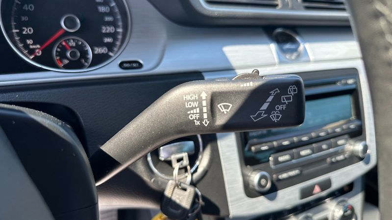 Volkswagen Passat (2013) 2.0TDI 125kW *ALLTRACK*DSG* - fotka 13 z 23