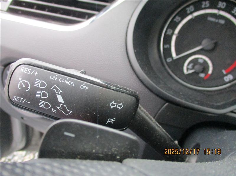 Škoda Octavia 2,0 TDI RS, DSG,serviska,navi, - fotka 24 z 42