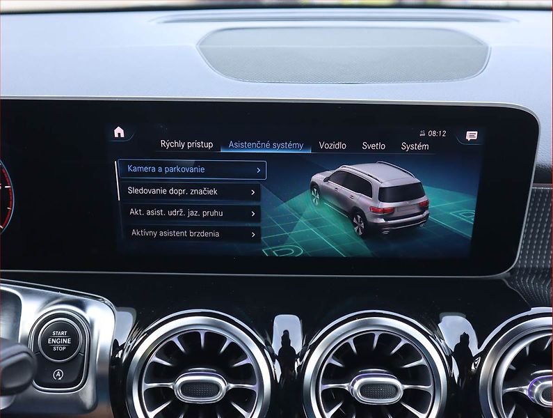 Mercedes-Benz GLB (2021) 200 d - fotka 19 z 28