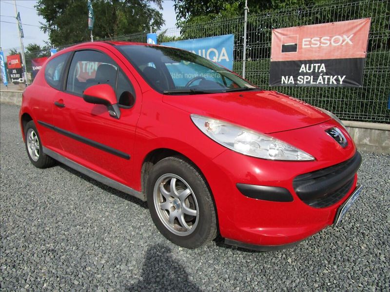 Peugeot 207 1.4i 54kW - fotka 3 z 35