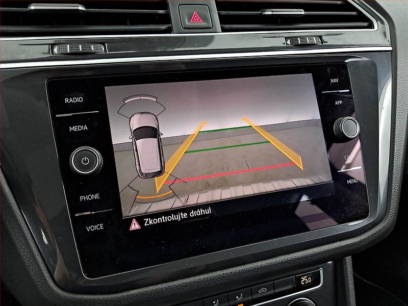 Volkswagen Tiguan (2019) Comfortline 2.0 TDI, Automat - fotka 22 z 29