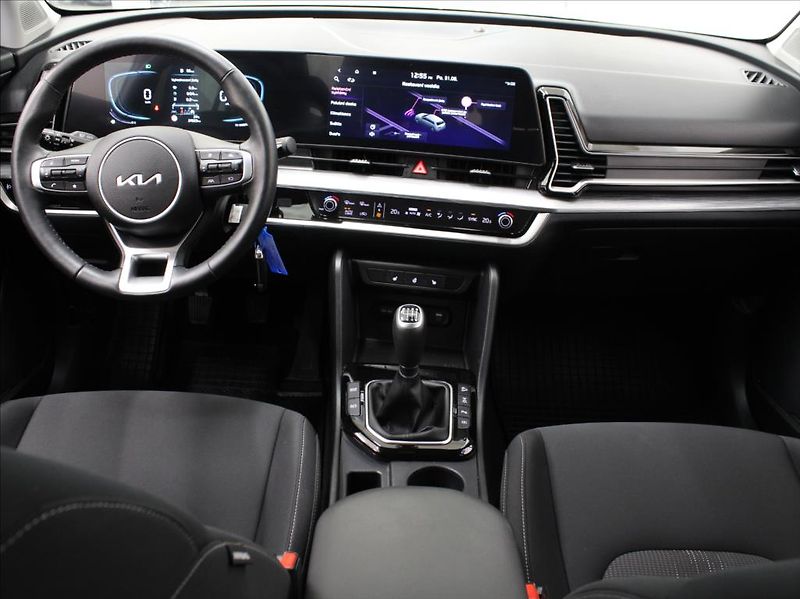 Kia Sportage 1,6 T-GDi 117kW 4x4 1.maj.ČR - fotka 8 z 24