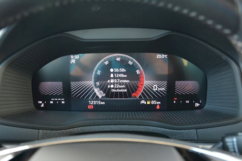 Škoda Karoq (2024) 1.5 TSI 110 kW Ambition PLUS - fotka 6 z 21