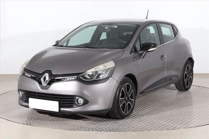Renault Clio (2015) 1.2 16V, Navi, Tempomat - fotka 2 z 21