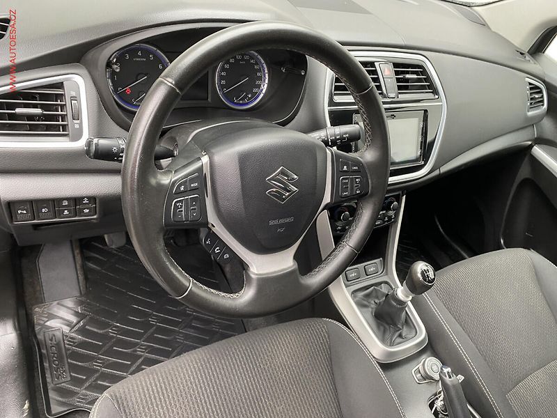 Suzuki SX4 (2016) 1.4 i 4x4, 1.maj,ČR, AC - fotka 12 z 19