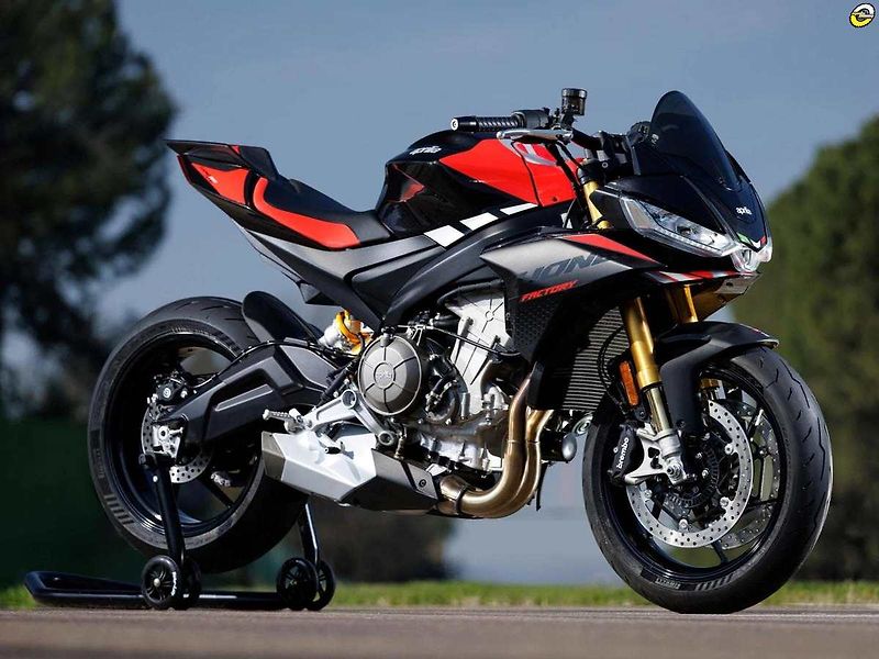 Aprilia Tuono 660 (2026) Factory E5+ - fotka 4 z 9
