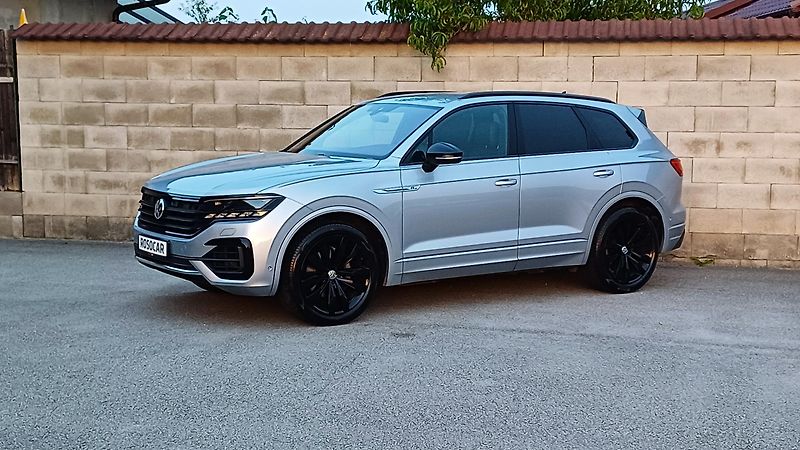 Volkswagen Touareg R-LINE TDI 210kW-ČR-NEHAV-DPH- - fotografie inzerátu