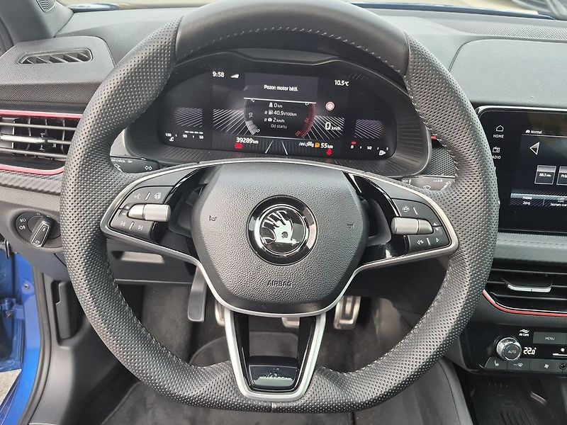 Škoda Kamiq Monte Carlo  1,5 TSI 110 kW - fotka 13 z 28