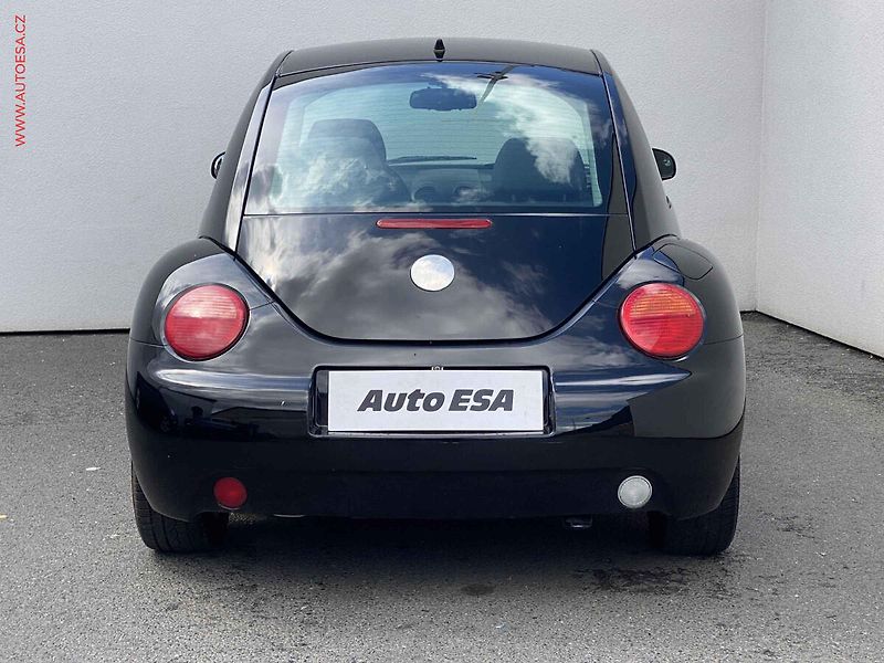 Volkswagen Beetle (2003) 1.4i, Style, výhřev sed - fotka 5 z 14