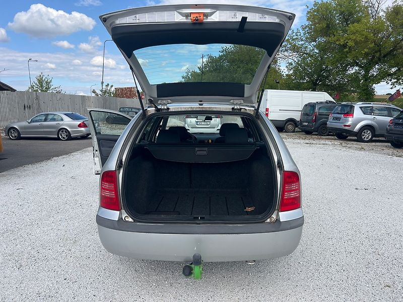 Škoda Octavia 2.0 - fotka 10 z 14