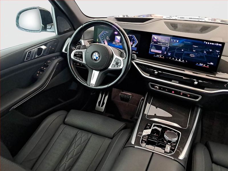 BMW X5 (2023) xDrive30d - fotka 7 z 31