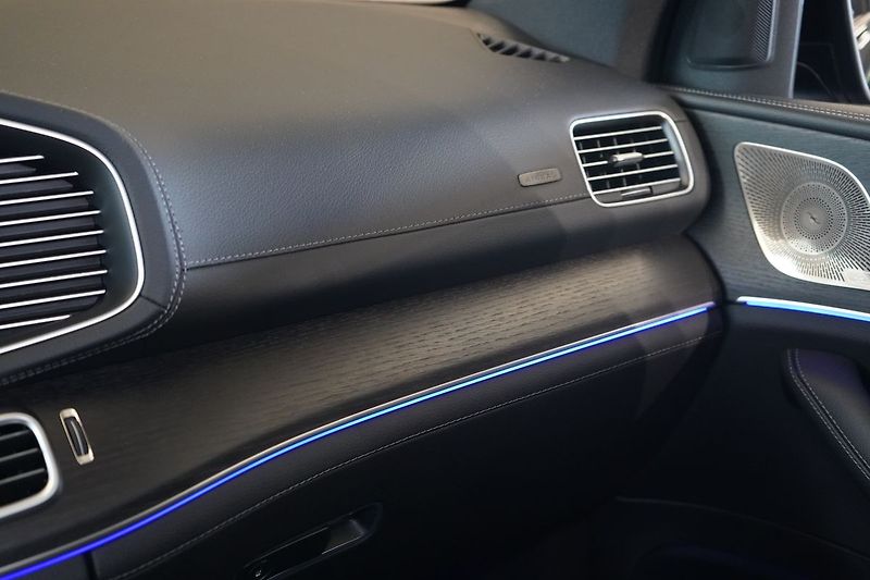 Mercedes-Benz GLS 450d 4M AMG, Nezávislé, Tažné - fotka 44 z 50