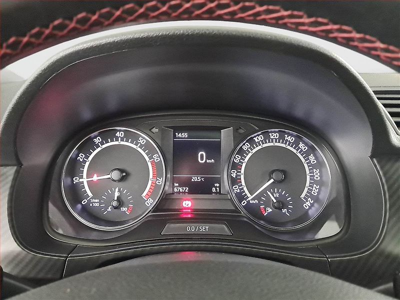 Škoda Fabia (2019) Monte Carlo 1.0 TSI - fotka 10 z 21