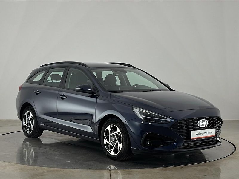 Hyundai i30 Smart DCT - fotka 14 z 27