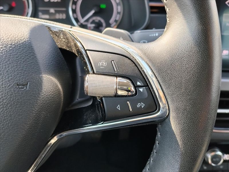 Škoda Scala 1,0 1.0 TSI 81kW  STYLE DSG - fotka 8 z 28