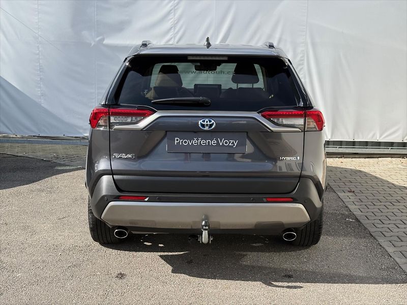 Toyota RAV4 2,5 Executive, 4x4, Rezervace - fotka 5 z 24