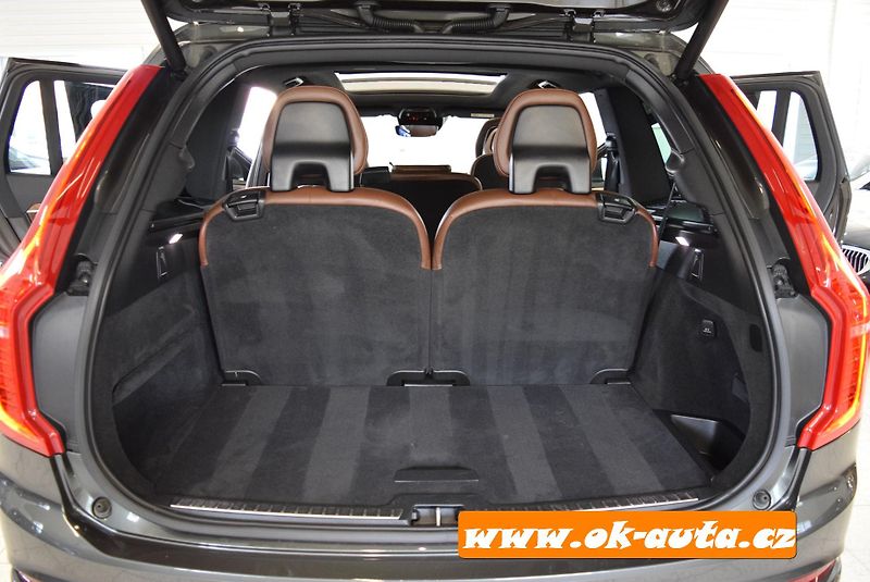 Volvo XC90 2.0 B5 AWD 7 MÍST KAMERA 360°  - fotka 24 z 71
