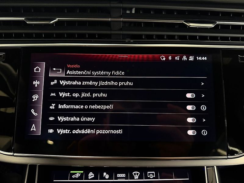 Audi Q7 60 TFSI e QUATTRO HYBRID  S-LI - fotka 20 z 35