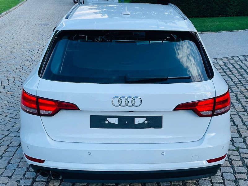 Audi A4 3.0TDI AUT KAMERA SERVISKA  - fotka 15 z 60