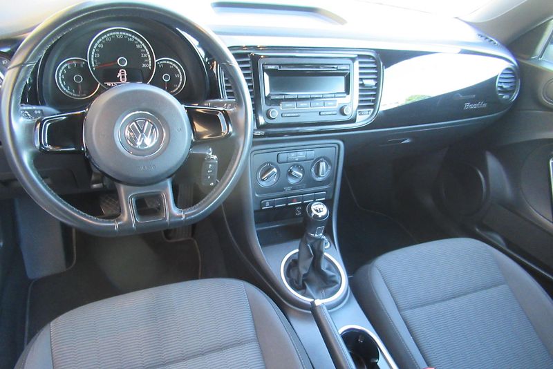 Volkswagen Beetle 1.2 TSi KLIMA SADA KOL - fotka 9 z 27