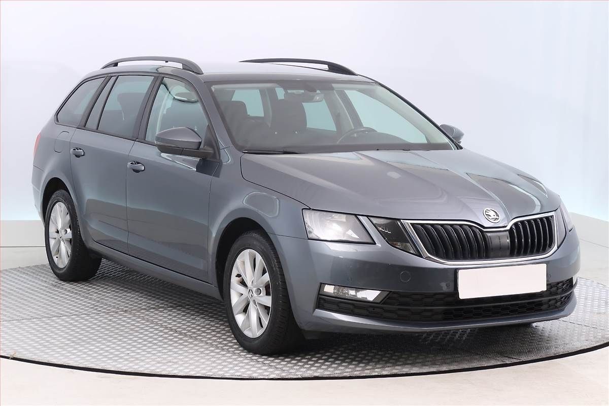 Škoda Octavia 1.6 TDI, Automat, Navi