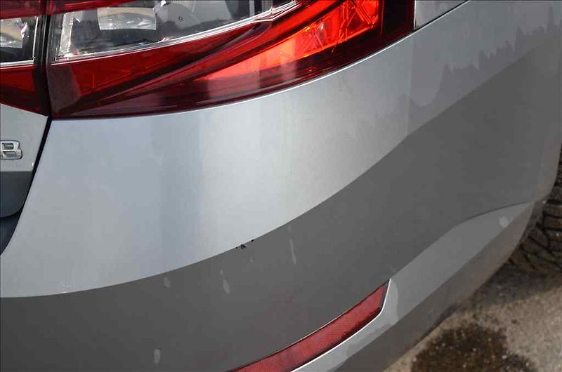 Škoda Superb (2016) III. 2,0 TDI DSG - fotka 9 z 20