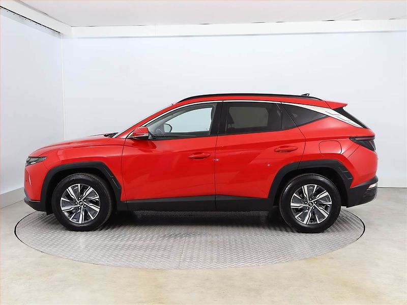 Hyundai Tucson (2022) 1.6 T-GDI - fotka 3 z 15