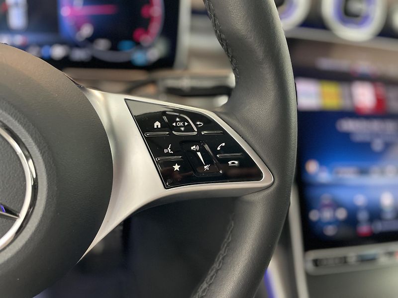 Mercedes-Benz Třídy C 220d 4MATIC All-Terrain - fotka 28 z 38