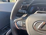 Lexus RZ 450e Luxury Plus Panoramic 4x4 - náhled 17