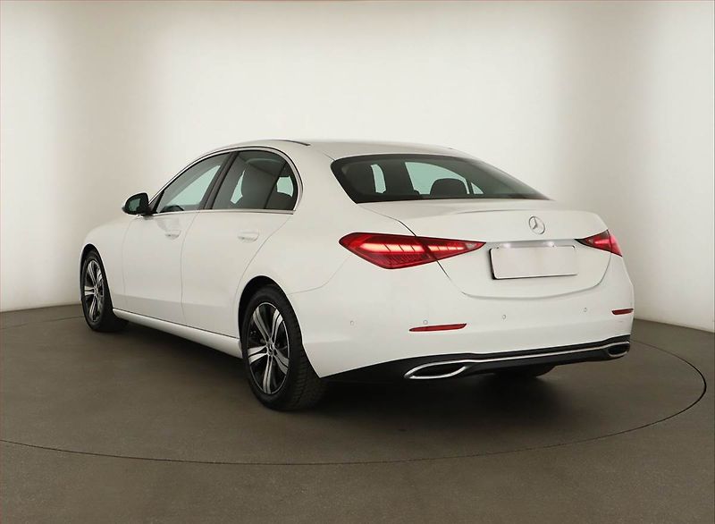 Mercedes-Benz Třídy C (2021) C 200 - fotka 4 z 21