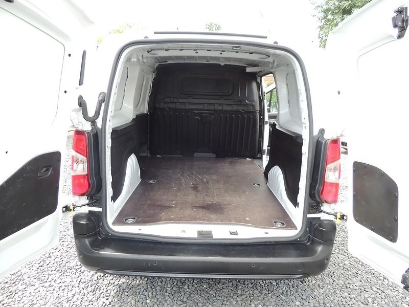 Fiat Dobló cargo (2023) 1.5HDi,L2,ČR,1.majitel - fotka 14 z 28