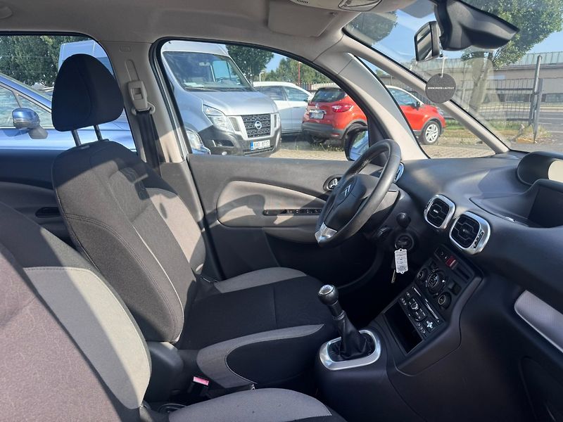 Citroën C3 Picasso (2011) 1,6 88 KW TAŽNÉ STK - fotka 37 z 43