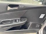 Volkswagen Passat B6 2.0 TDI,103 kW, 187 tis km, - náhled 16