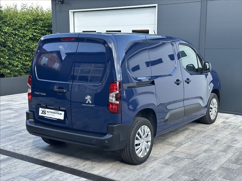 Peugeot Partner 1,5 BlueHDI 102PS  Van Active - fotka 7 z 53