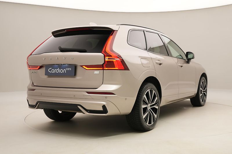Volvo XC60 T6 AWD RECHARGE DARK ULTIMATE  - fotka 12 z 66