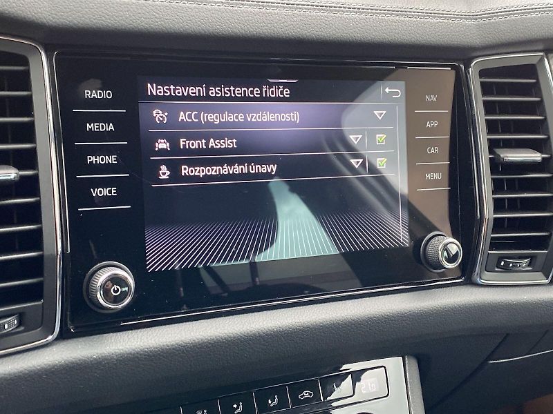 Škoda Kodiaq (2021) 2.0 TDI 4x4 DSG Style+ - fotka 21 z 40