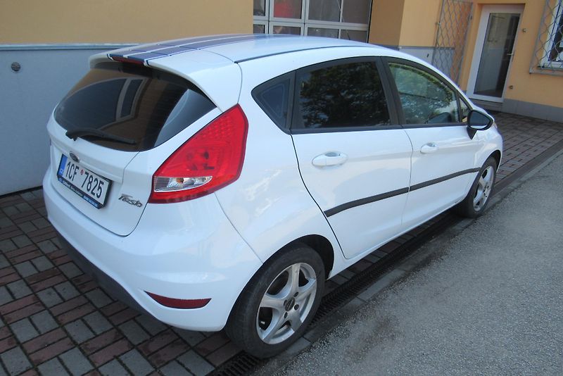Ford Fiesta 1.2i  KLIMA  KOUPENO V CZ - fotka 2 z 19