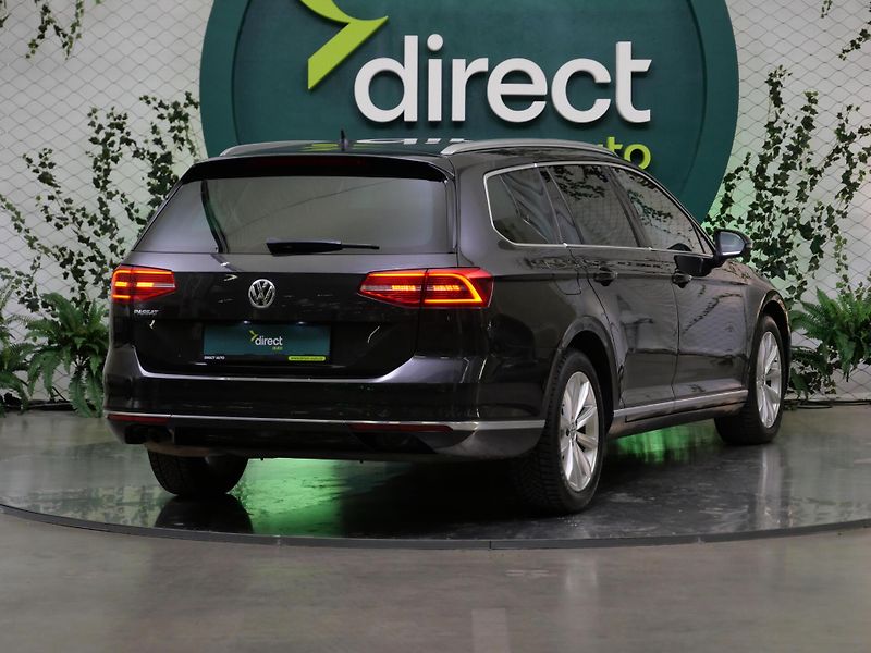 Volkswagen Passat - fotka 2 z 23