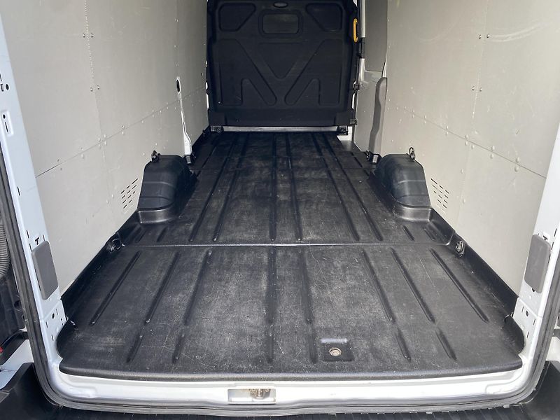 Ford Transit (2024) 2.0TDCi, 350 L4, NAJ.97TIS.KM - fotka 39 z 54