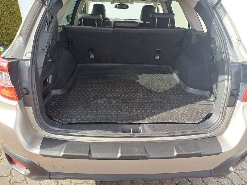 Subaru Outback EXECUTIVE (touring) - fotka 11 z 45