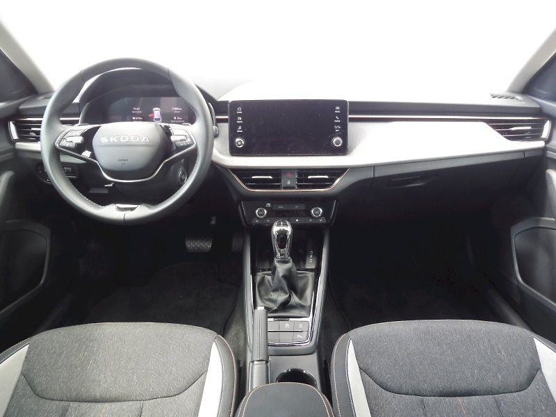 Škoda Scala (2025) Top Selection 1,0 TSI 85kW DSG - fotka 5 z 29