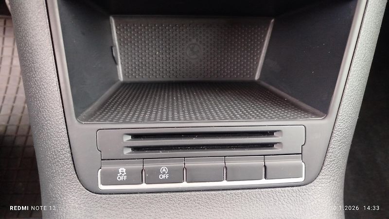 Volkswagen Tiguan (2016) 1.4 Tsi  řemen 92 kw - fotka 13 z 41
