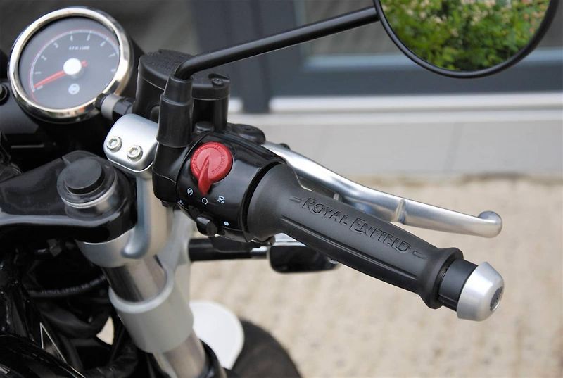 Royal Enfield Continental GT 650 (2026) Twin BLACK-BLUE - fotka 16 z 25