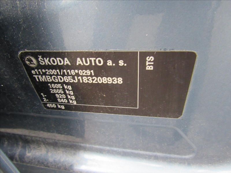 Škoda Fabia 1,6 i 77kW Combi Ambiente - fotka 24 z 26