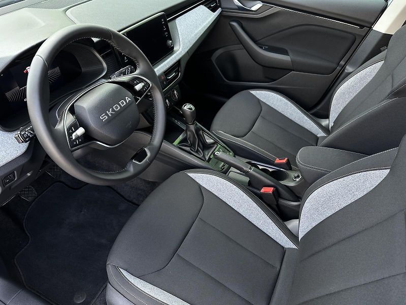 Škoda Scala 1.0TSi Selection 116PS KLIMA A - fotka 10 z 35